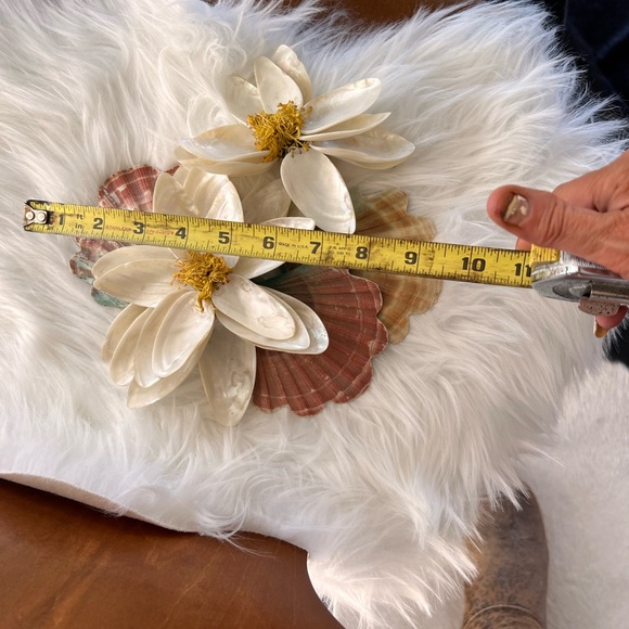 Shell magnolia pearlescent home decor mid century modern - Picture 8 of 9